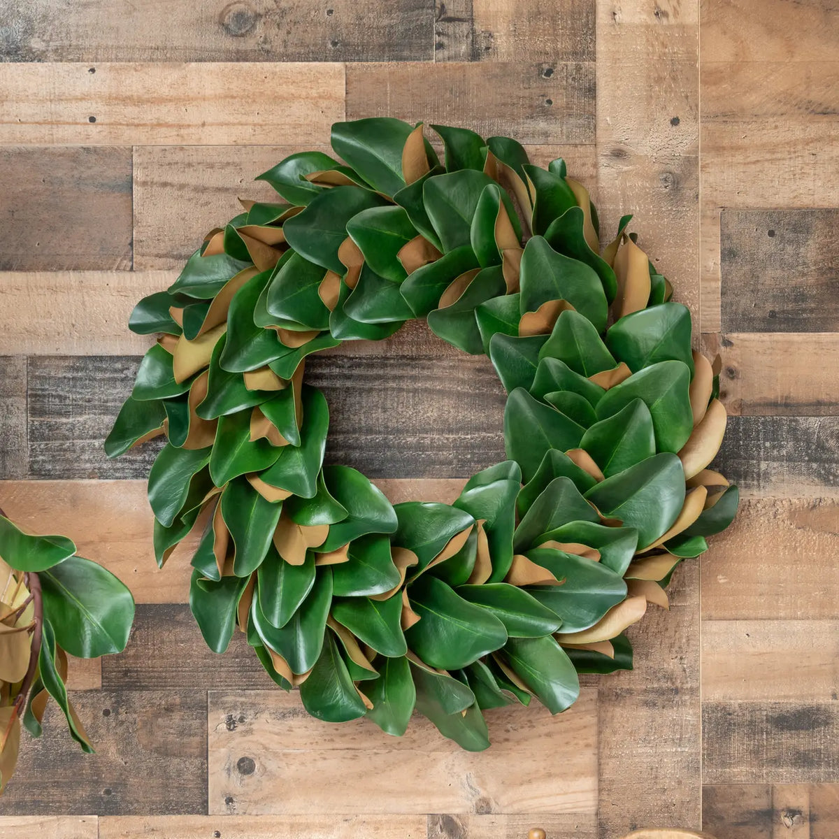 27" Magnolia Leaf Wreath