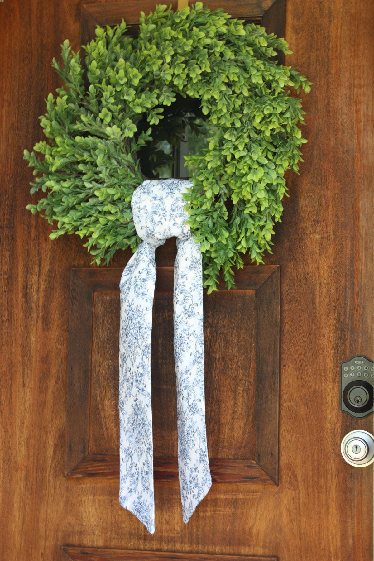 Antique Damask Blue