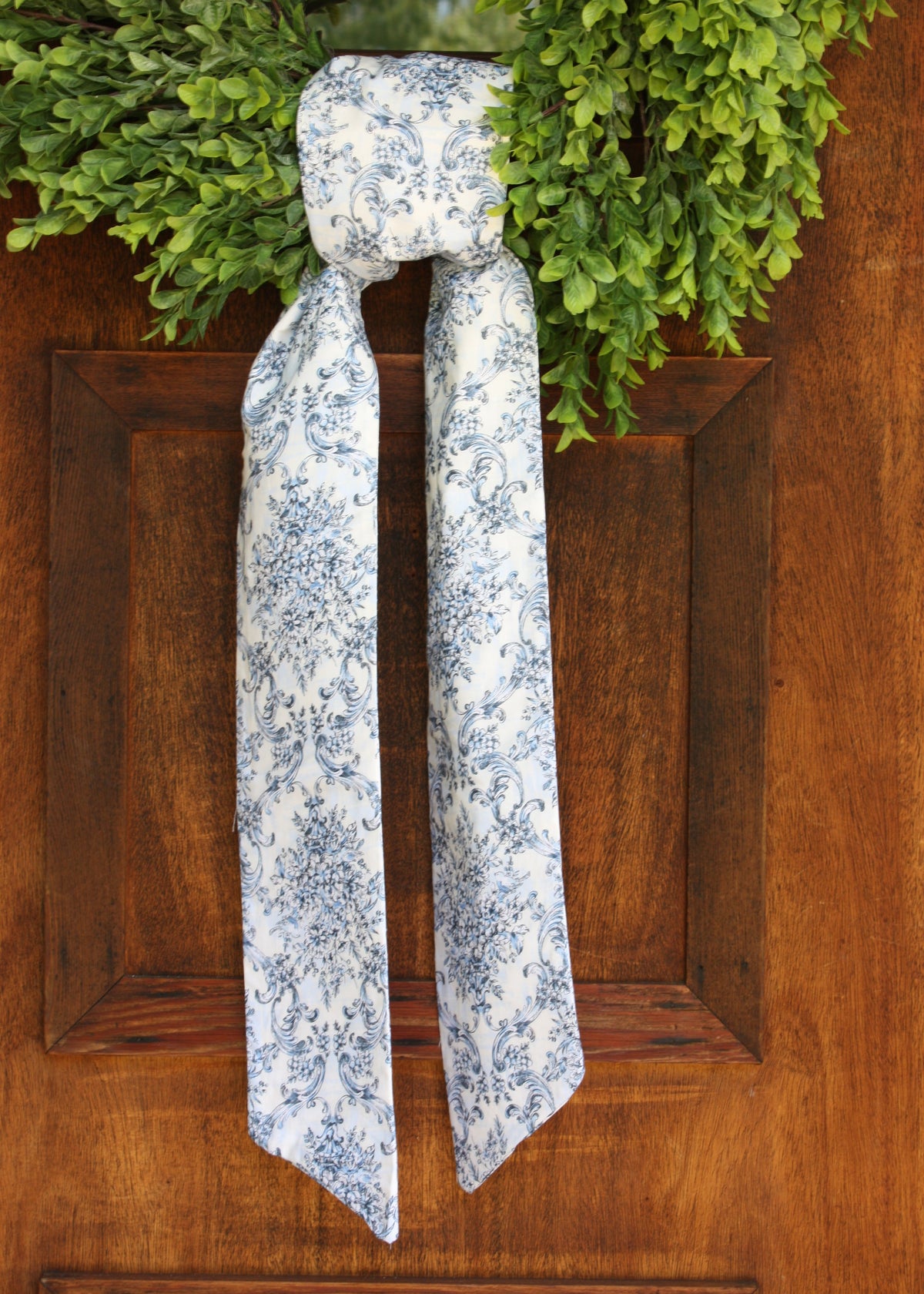 Antique Damask Blue