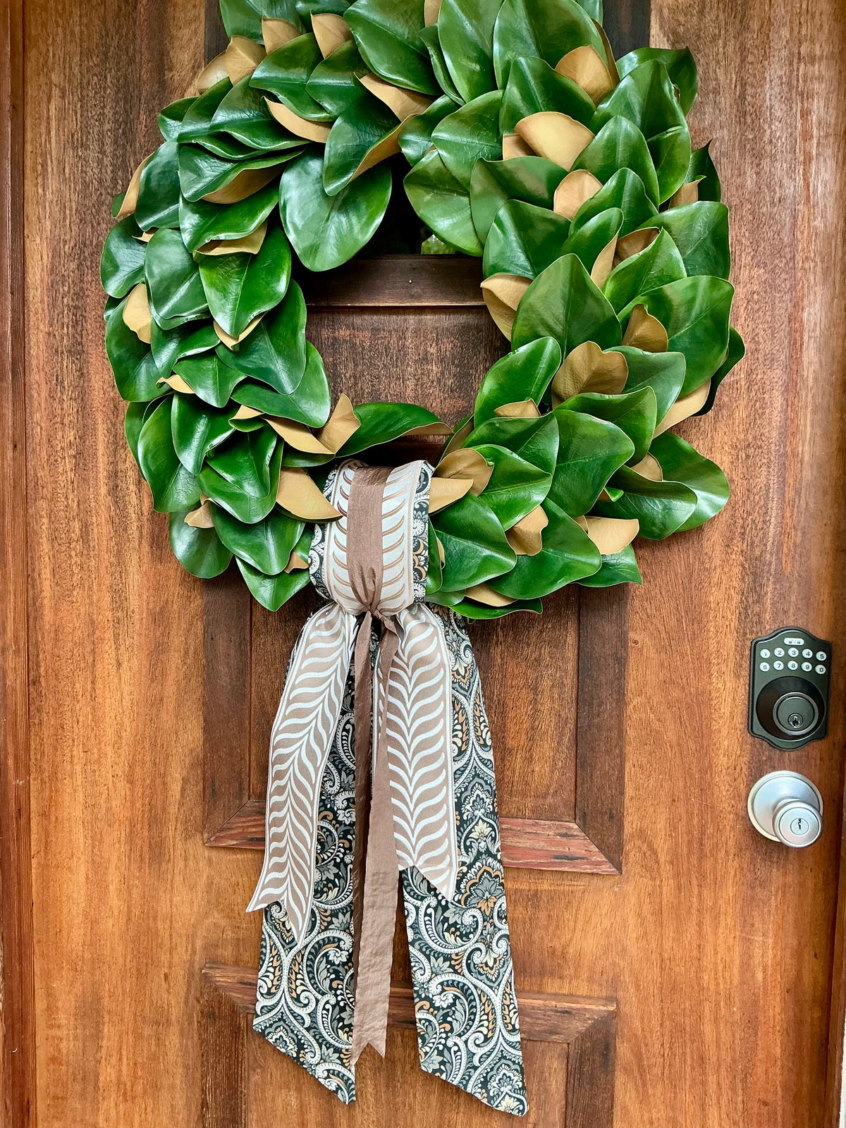 27" Magnolia Leaf Wreath