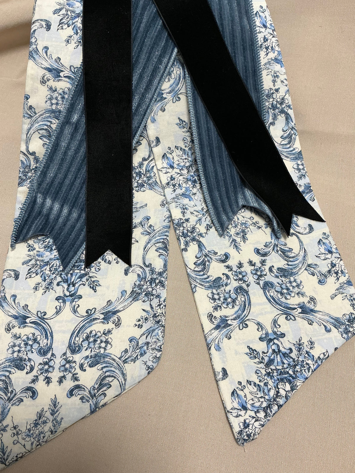 Antique Damask Blue