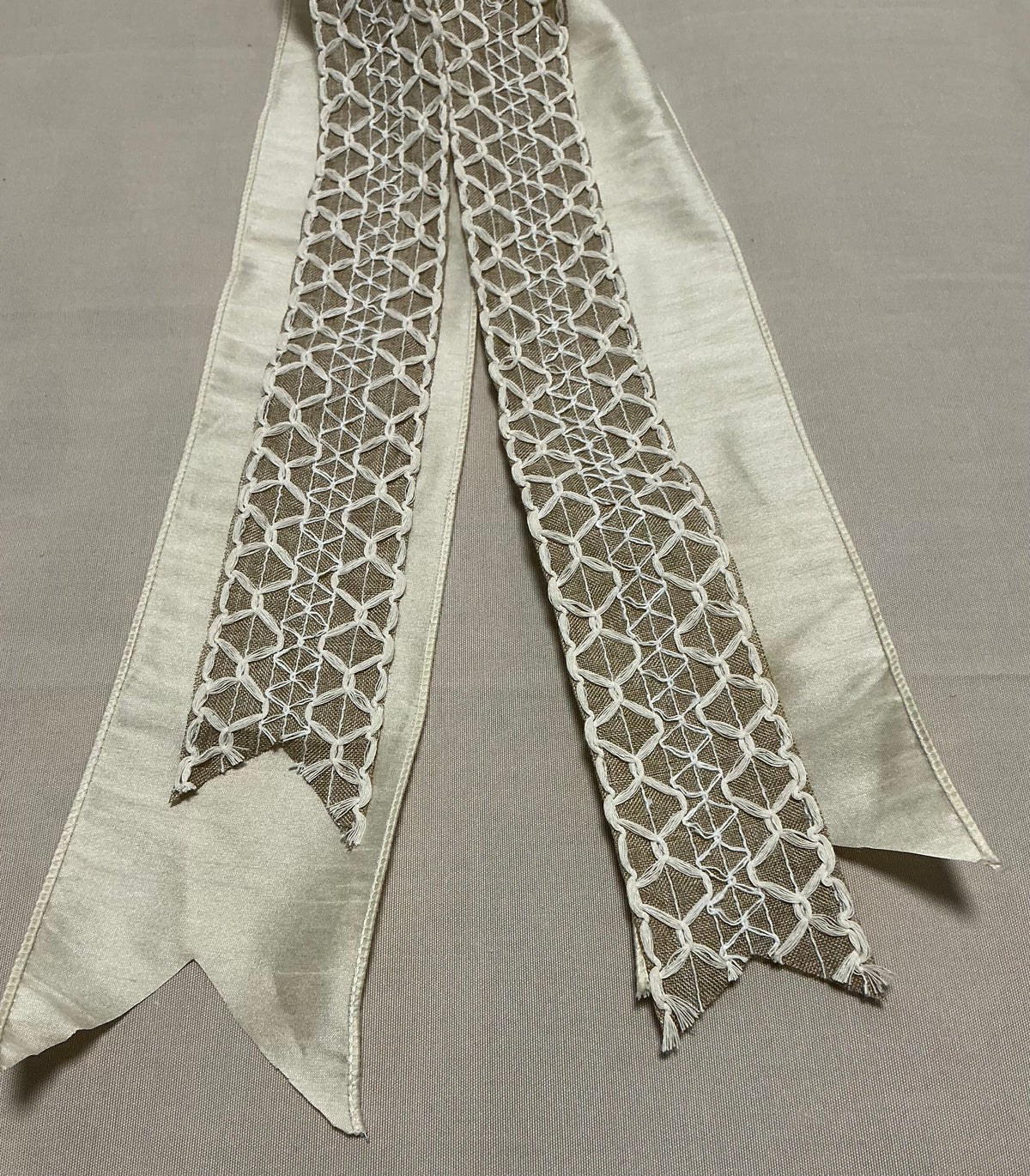 4” Cream Silk + Macreme Cream